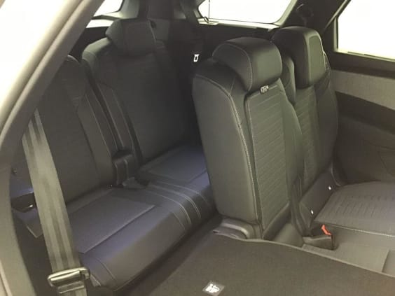 Peugeot 5008 Gt 1.2 HYBRID 145 Blanc Okenite