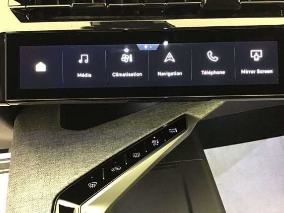 Peugeot 5008 Gt 1.2 HYBRID 145 Noir Perla