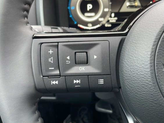 Nissan QASHQAI Qashqai Hybrid e-Power Gen3 205 ch N-Connecta Noir Perle Metal