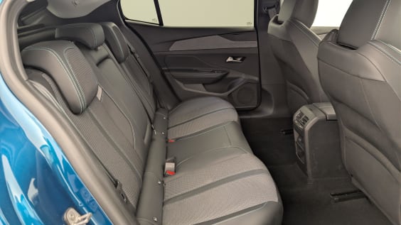 Peugeot 408 Hybrid 145 e-DCS6 Allure Bleu Obsession