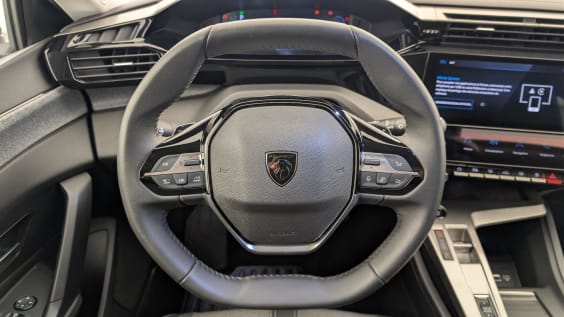 Peugeot 408 Hybrid 145 e-DCS6 Allure Bleu Obsession