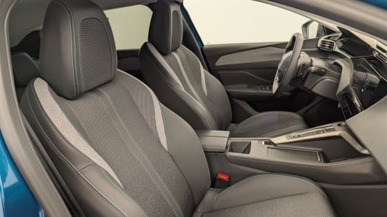 Peugeot 408 Hybrid 145 e-DCS6 Allure Bleu Obsession
