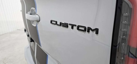 Ford Transit Custom Cabine Approfondie TRANSIT CUSTOM CA 320 L2H1 2.0 ECOBLUE 170 CH BVA8 SPORT Gris Matter
