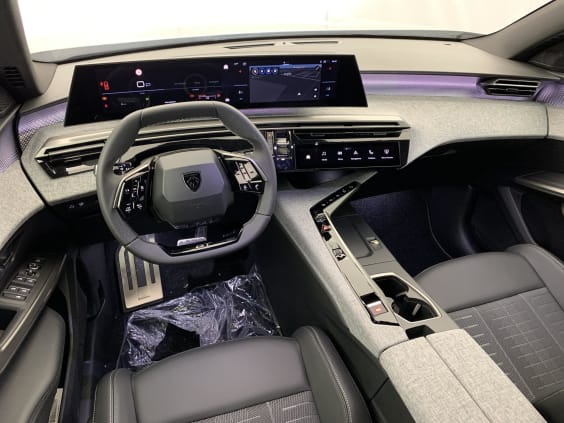 Peugeot 3008 Hybrid 145 e-DCS6 GT Blanc Okénite / Toit Noir