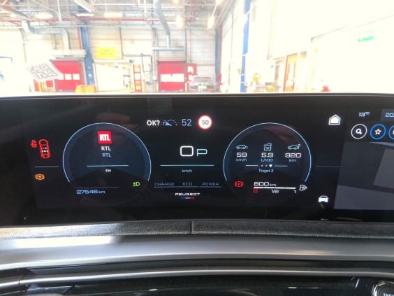 Peugeot 3008 Hybrid 136 e-DCS6 Allure Bleu Obsession