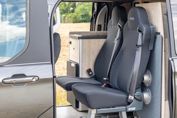 Stylevan Origin EQUINOX IV FORD TRANSIT CUSTOM - 2.0 L - 150 CV - BVM Bleu Azur 