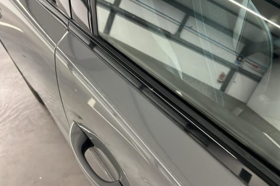 Peugeot 408 Hybrid 145 e-DCS6 Allure Gris Selenium