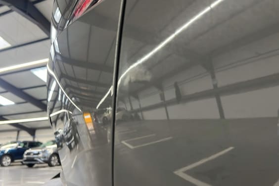 Peugeot 408 Hybrid 145 e-DCS6 Allure Gris Selenium