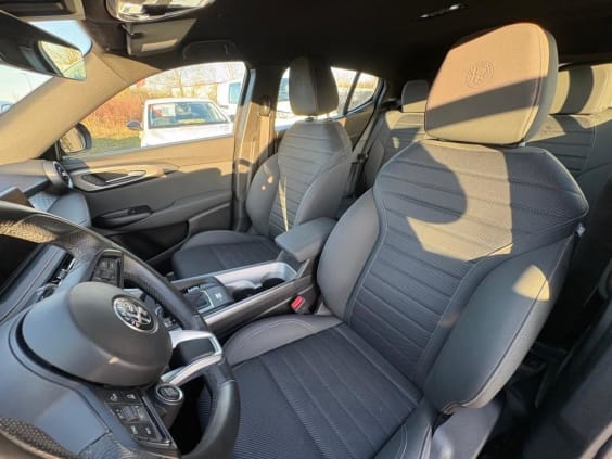 Alfa Romeo Tonale Tonale 1.5 Hybrid 160 ch VGT TCT7 Tributo Italiano Noir