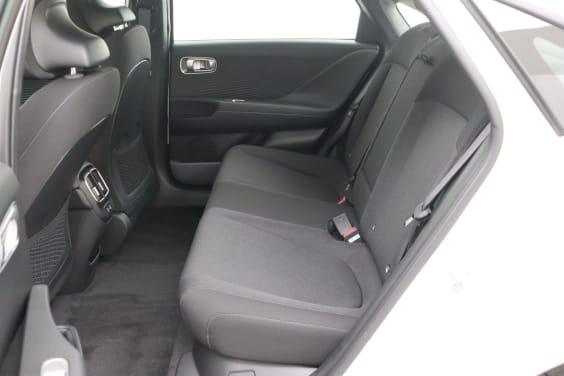 Hyundai IONIQ 6 Core 53 kWh 148 White