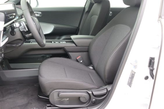 Hyundai IONIQ 6 Core 53 kWh 148 White