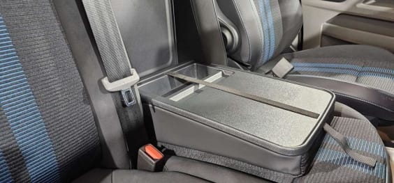 Ford Transit Custom Fourgon TRANSIT CUSTOM FGN 320 L1H1 2.0 ECOBLUE 170 CH BVA8 SPORT Noir Agate