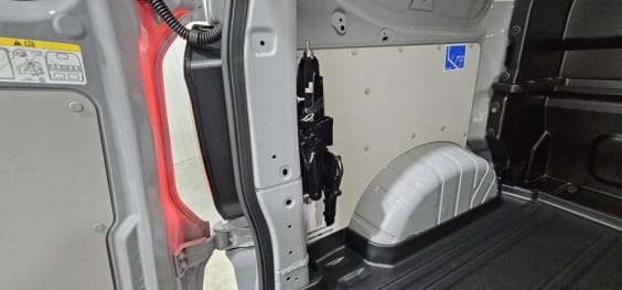 Ford Transit Custom Cabine Approfondie TRANSIT CUSTOM CA 320 L1H1 2.0 ECOBLUE 170 CH BVA8 SPORT Gris Matter