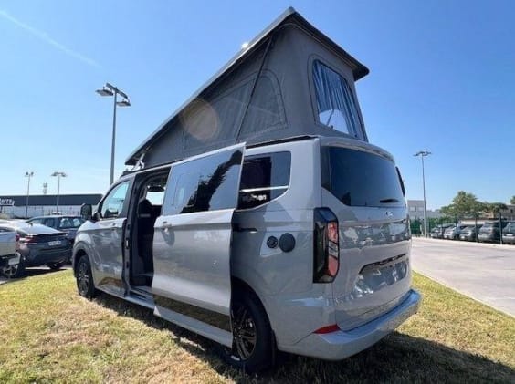 Stylevan Emotion BELIZE NEW FORD CUSTOM 2.0L 170 CV BVA 8 RAPPORTS 4X4 Gris Matter 