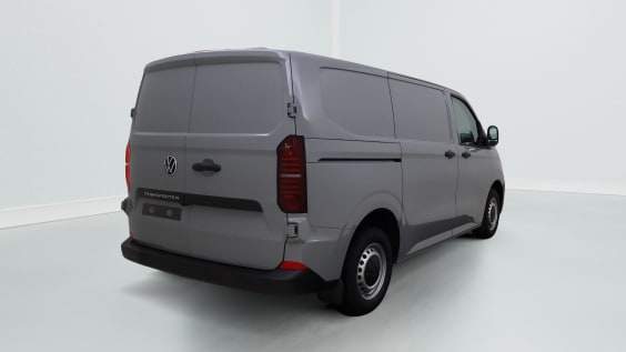 Volkswagen Transporter T7 Fourgon 3100 mm 2,0 TDI 150 hp Aut. Grey