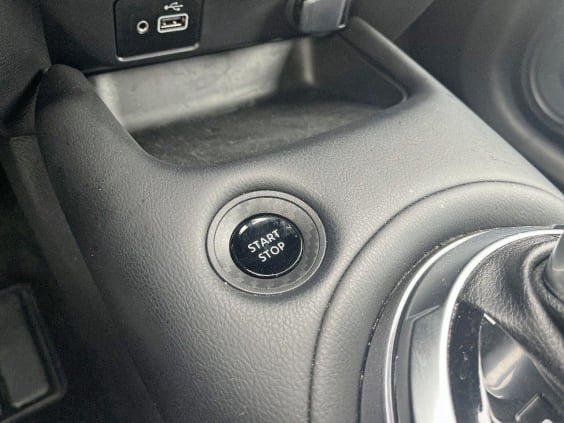 Nissan JUKE Juke HYBRID 143 N-Connecta Blanc Nacre Metal