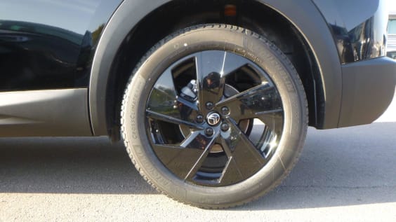 Citroën C5 Aircross Hybride C5 Aircross Hybride 145 ch e-DCS6 Plus Noir Perla Nera