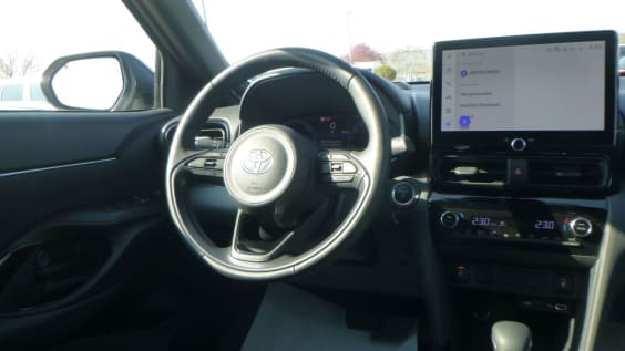 Toyota Yaris Cross Hybride Yaris Cross Hybride 130h 2WD Trail Gris Argent/Toit Noir