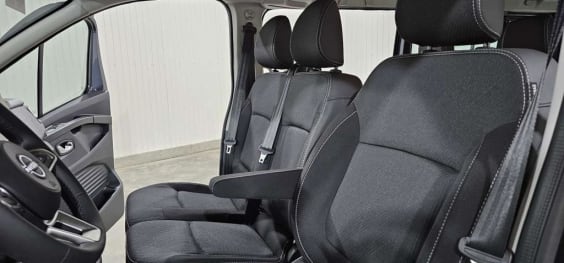Nissan PRIMASTAR COMBI Primastar Combi L2H1 3.0t 2.0 dCi 170 S/S BVA9 N-Connecta Gris Comète