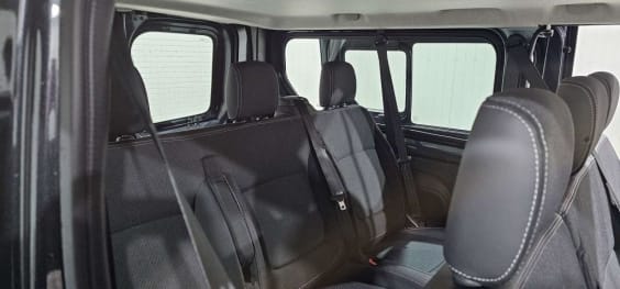 Nissan PRIMASTAR COMBI Primastar Combi L2H1 3.0t 2.0 dCi 170 S/S BVA9 N-Connecta Gris Comète