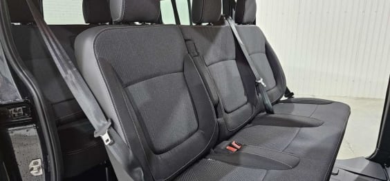 Nissan PRIMASTAR COMBI Primastar Combi L2H1 3.0t 2.0 dCi 170 S/S BVA9 N-Connecta Gris Comète
