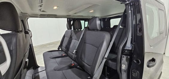 Nissan PRIMASTAR COMBI Primastar Combi L2H1 3.0t 2.0 dCi 170 S/S BVA9 N-Connecta Gris Comète