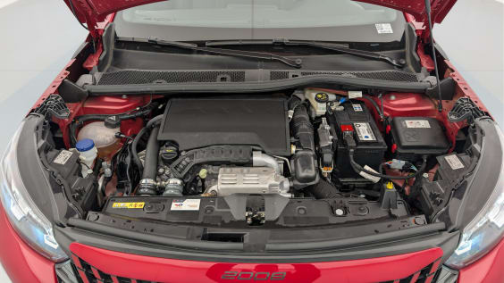 Peugeot 2008 PureTech 100 S&S BVM6 Allure Rouge Elixir