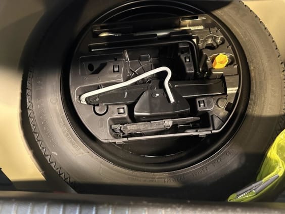 Peugeot 208 PureTech 130 S&S EAT8 GT Blanc Nacre