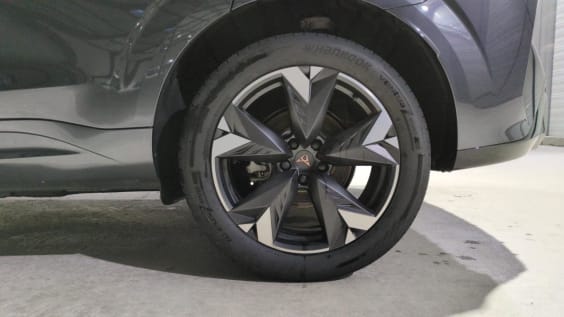 Cupra Terramar Terramar 1.5 ETSI HYBRID 150 CH DSG7 V Gris Timanfaya