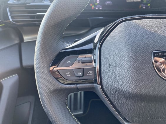 Peugeot 408 Hybrid 145 gt e-dcs6 Noir