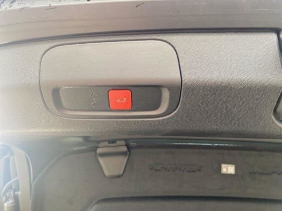 Peugeot 408 Hybrid 145 gt e-dcs6 Noir