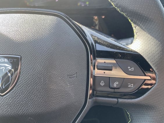 Peugeot 408 Hybrid 145 gt e-dcs6 Noir