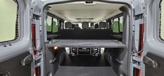 Nissan PRIMASTAR COMBI Primastar Combi L2H1 3.0t 2.0 dCi 170 S/S BVA9 Tekna Gris Pierre De Lune