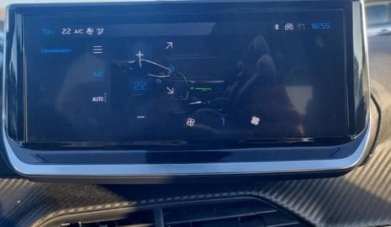 Peugeot 208 1.2 100 allure gris artense