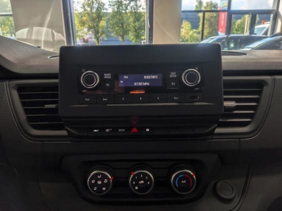Renault TRAFIC CABINE APPROFONDIE TRAFIC CA L1H1 3000 KG BLUE DCI 130 CONFORT Blanc Minéral
