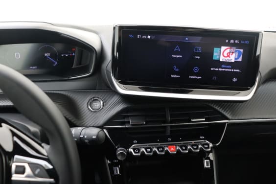 Peugeot 2008 Allure 1.2 Turbo 100 hp Man.6 White