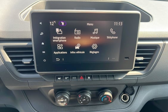 Renault TRAFIC CABINE APPROFONDIE L2H1 3T BLUE DCI 150 AUTO ADVANCE Noir Minuit