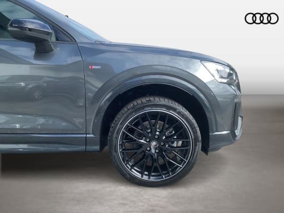 Audi Q2 35 TDI 150 S tronic 7 S line Gris Daytona