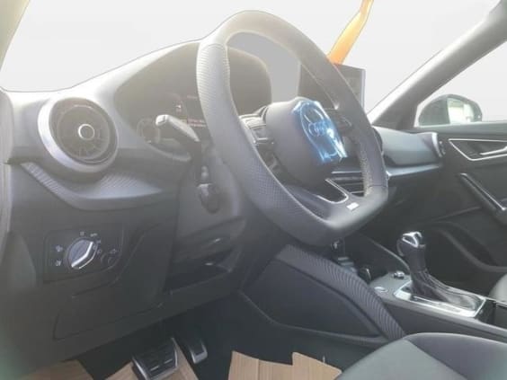 Audi Q2 35 TDI 150 S tronic 7 S line Gris Daytona