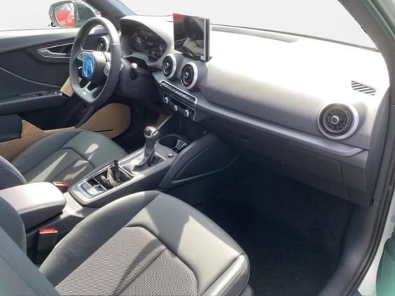 Audi Q2 35 TDI 150 S tronic 7 S line Argent Rosée