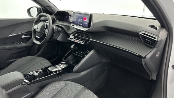 Peugeot 2008 2008 II 1.2 Hybrid 145ch Allure e-DCS6 Blanc Okenite