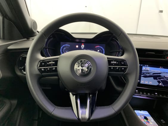 Alfa Romeo Junior 1.2 Ibrida 145 ch e-DCT6 Ti Gris Arese