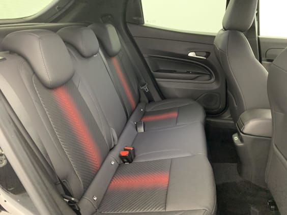 Alfa Romeo Junior 1.2 Ibrida 145 ch e-DCT6 Ti Noir Tortona