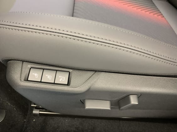Alfa Romeo Junior 1.2 Ibrida 145 ch e-DCT6 Ti Noir Tortona