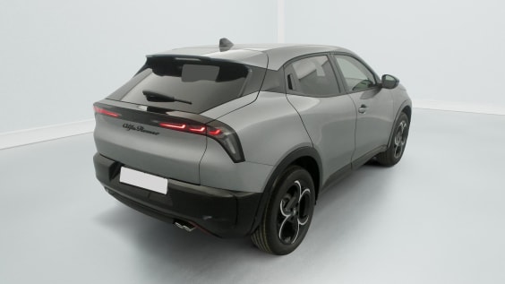 Alfa Romeo Junior 1.2 Ibrida 145 ch e-DCT6 Ti Gris Arese