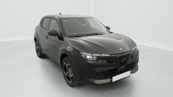 Alfa Romeo Junior 1.2 Ibrida 145 ch e-DCT6 Ti Noir Tortona