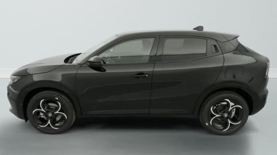 Alfa Romeo Junior 1.2 Ibrida 145 ch e-DCT6 Ti Noir Tortona