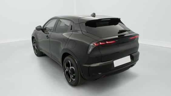 Alfa Romeo Junior 1.2 Ibrida 145 ch e-DCT6 Ti Noir Tortona