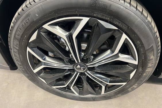 DS DS4 BlueHDi 130 EAT8 Etoile - Alcantara Gris Platinium