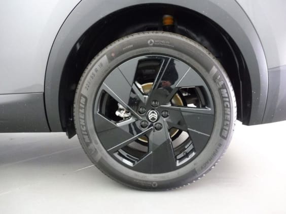 Citroën C5 Aircross 1.2 HYBRIDE 145CH MAX BOITE AUTOMATIQUE Gris Platinium